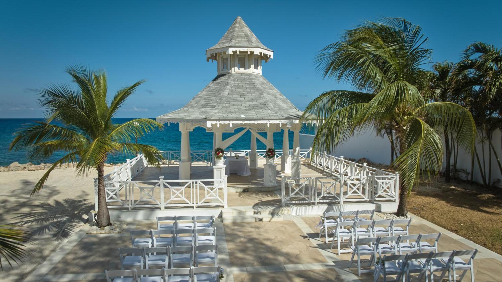 Bahia Principe Luxury Runaway Bay (Adults Only) Exterior foto